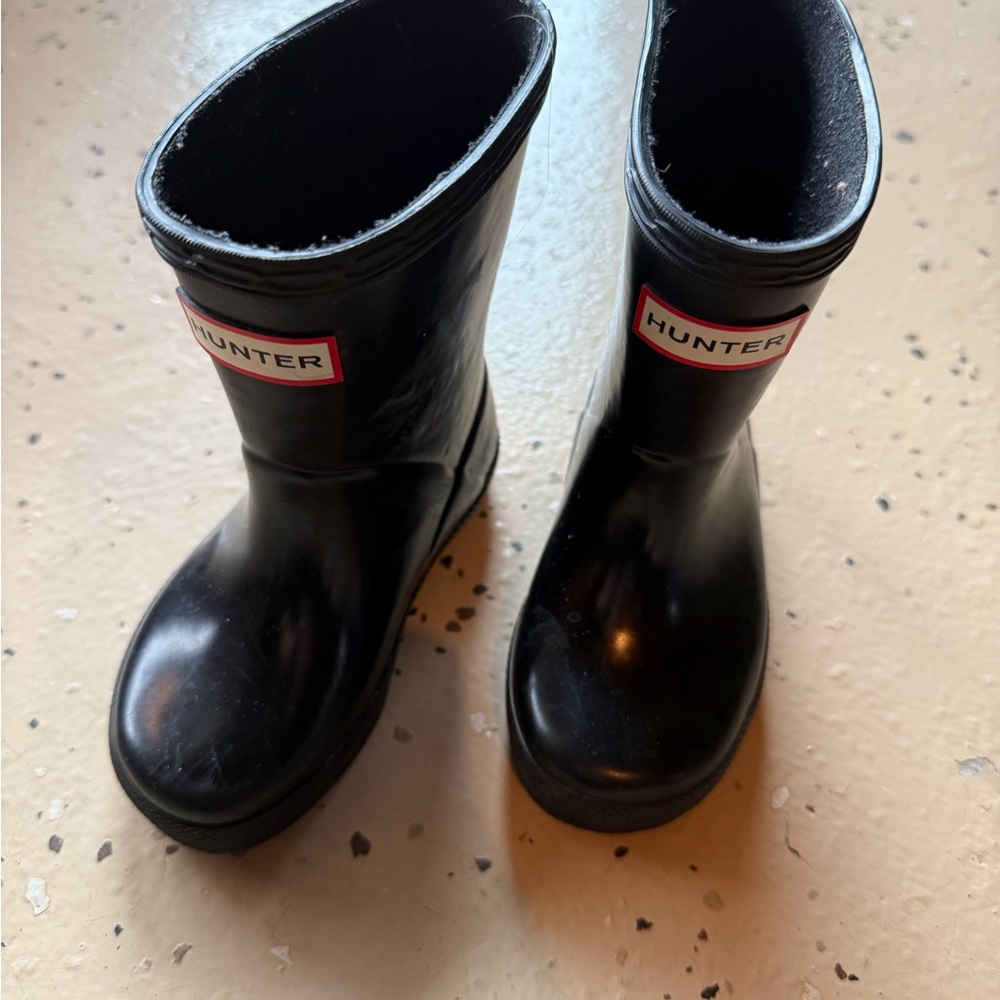 Hunter Black Textured Sole Boots